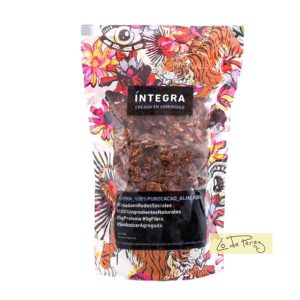 granola integra sabor chocolate con almendras y maní 350g x45u